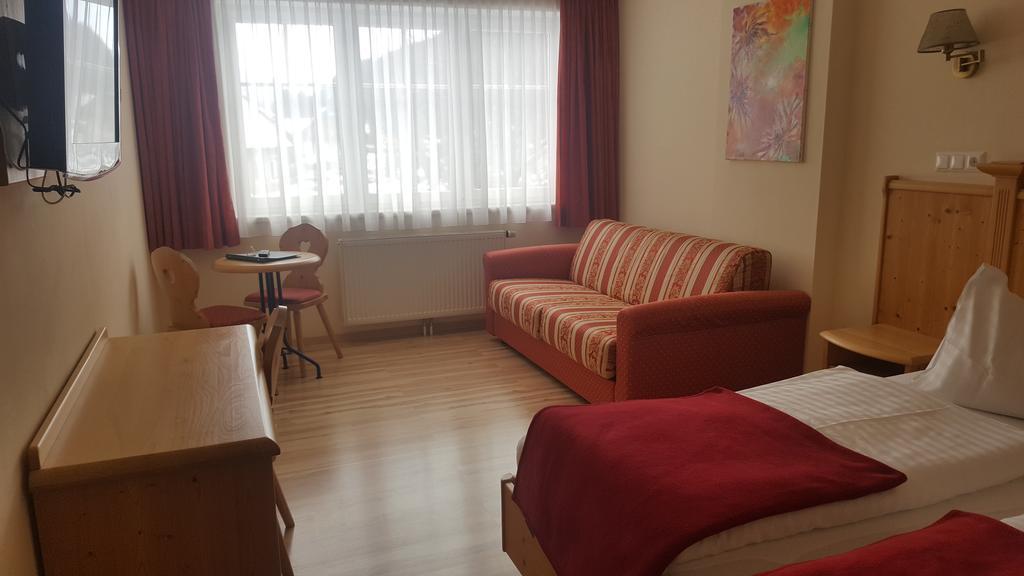 Landhotel Postgut Tweng Buitenkant foto